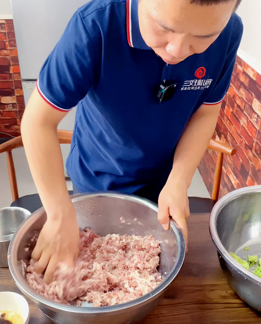 包子機(jī)廠會不會餡料技術(shù) 包子機(jī)廠會不會餡料技術(shù)