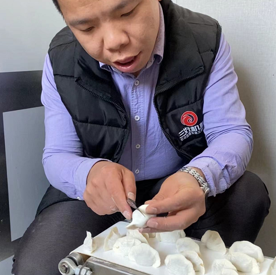餃子機怎么才能做出薄皮大餡餃子？